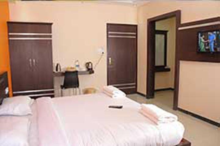 Landmaark Hotels Tirupur Esterno foto